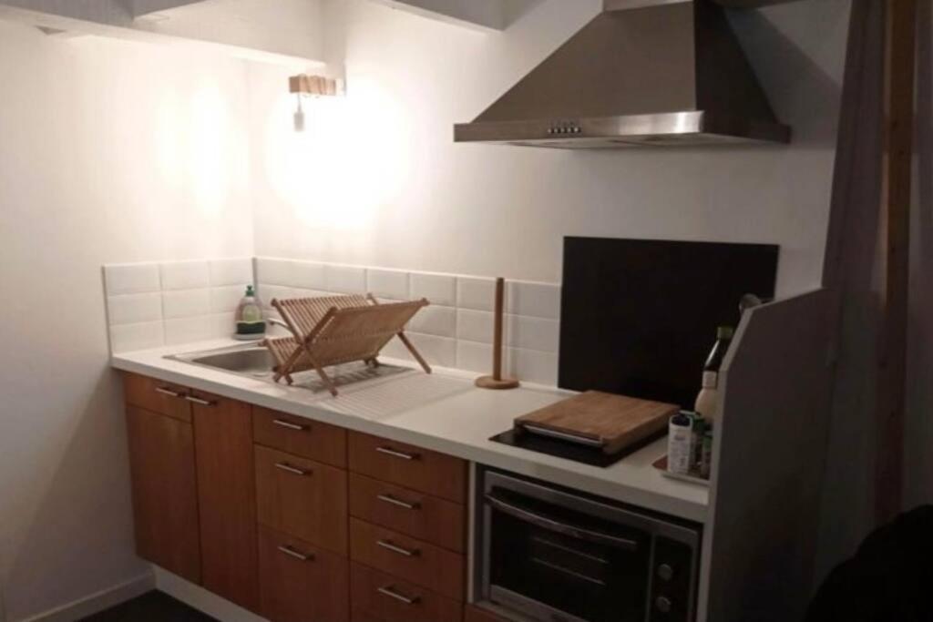 Joli Duplex En Centre Ville De 40M2 Climatise Istres Extérieur photo